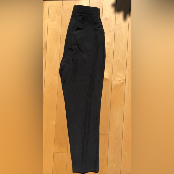 Escada Linen and Silk Trouser - Picture 2 of 4